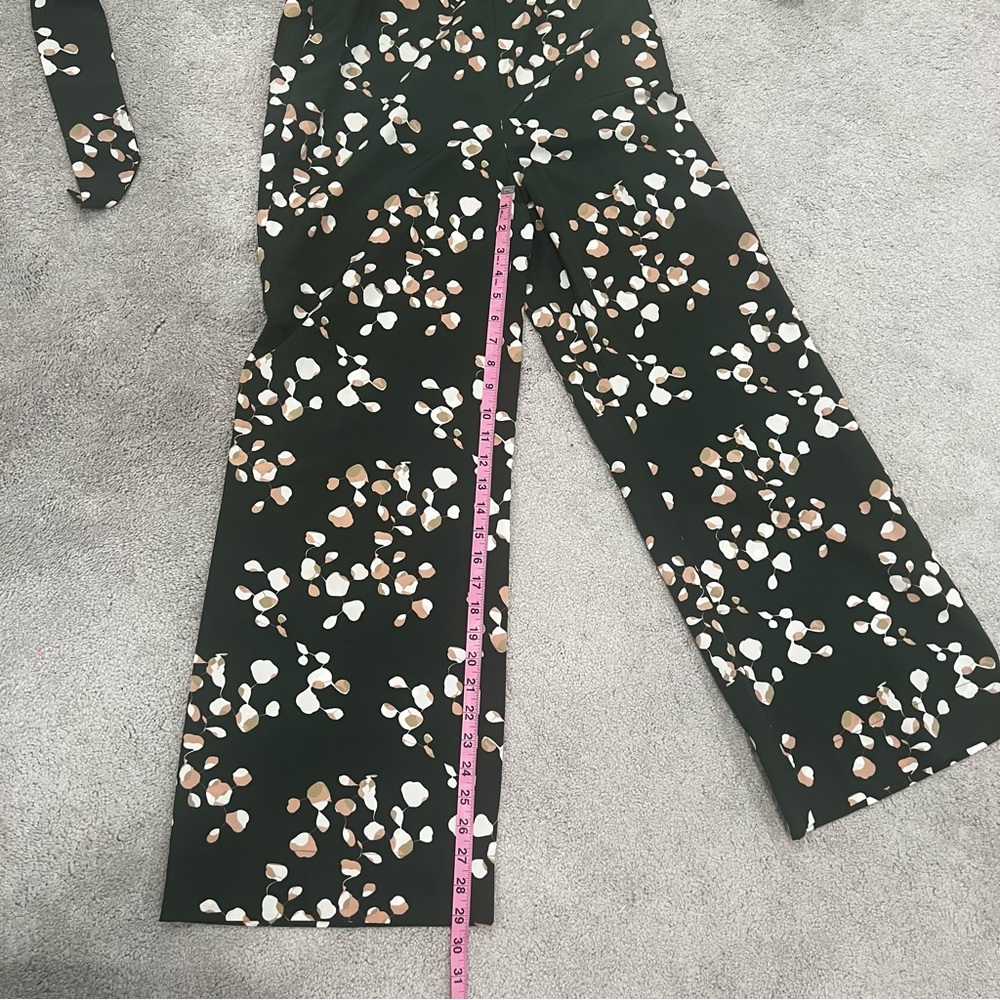 H&M Green Floral V-Neck Jumpsuit Women’s Sz 8 - Picture 8 of 8